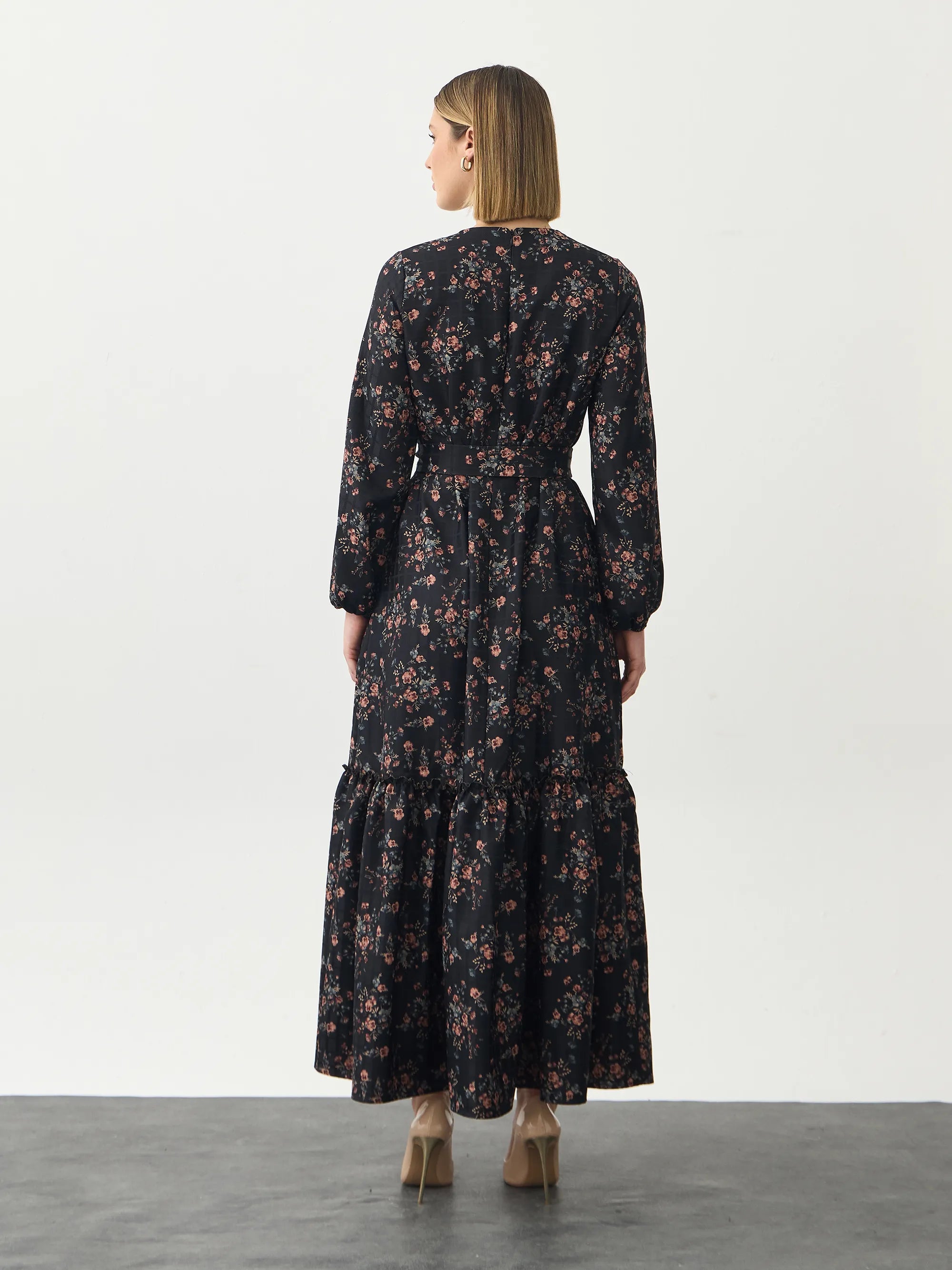 Floral Siyah Elbise