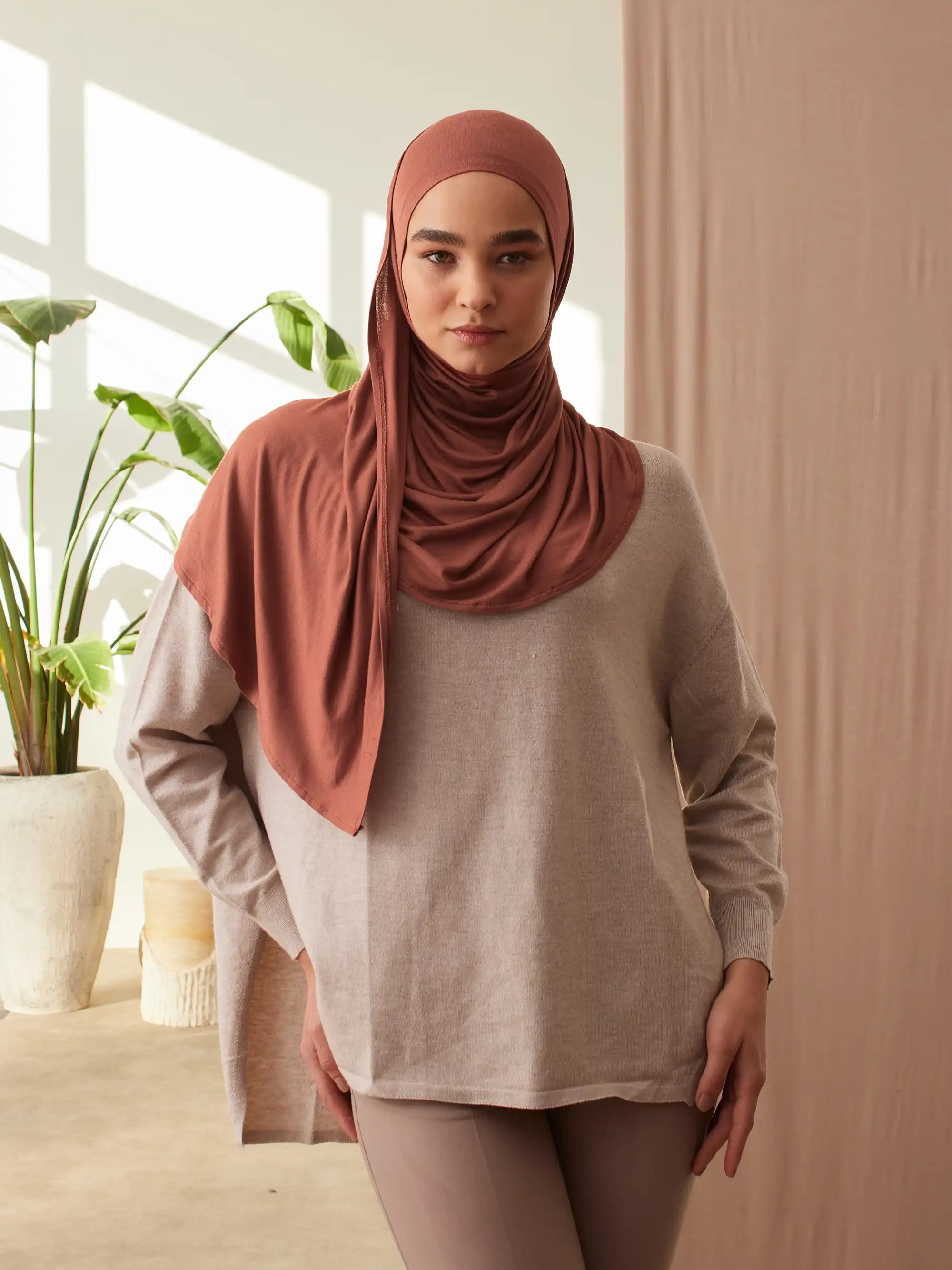 Küçük Pratik Jersey Şal - Sekoya Kırmızısı