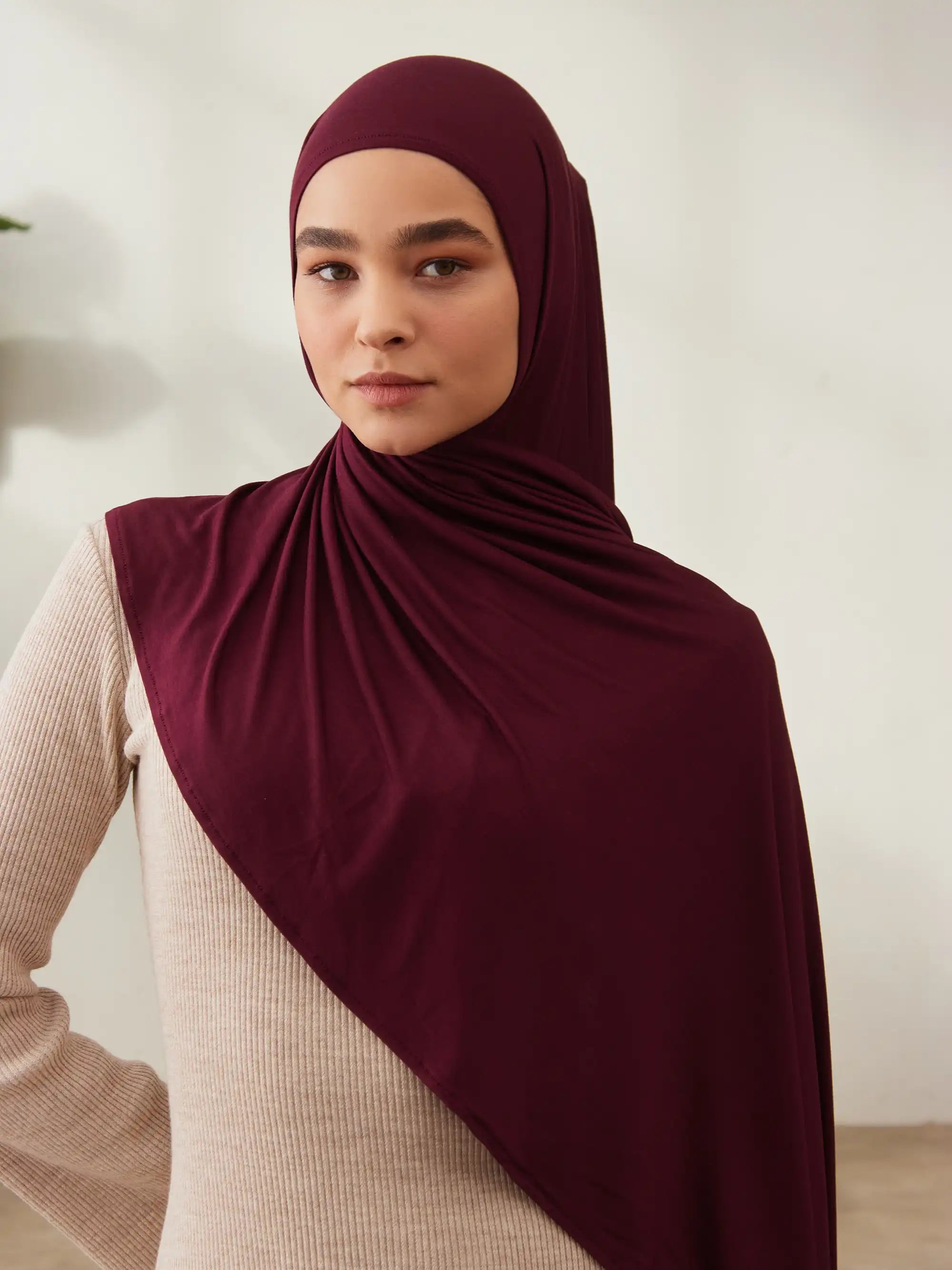 Küçük Pratik Jersey Şal - Vişne Çürüğü