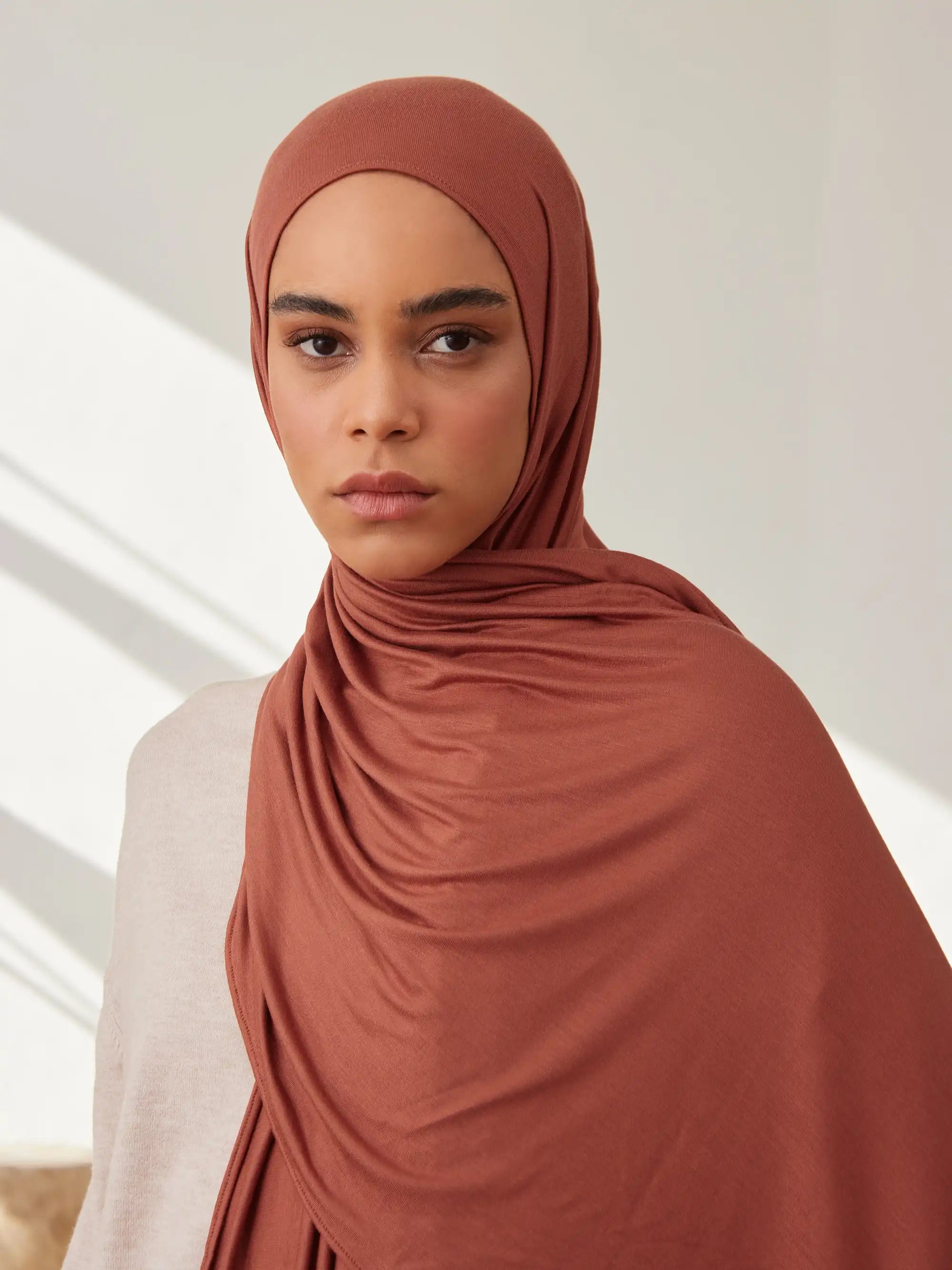 Küçük Premium Jersey Şal - Sekoya Kırmızısı