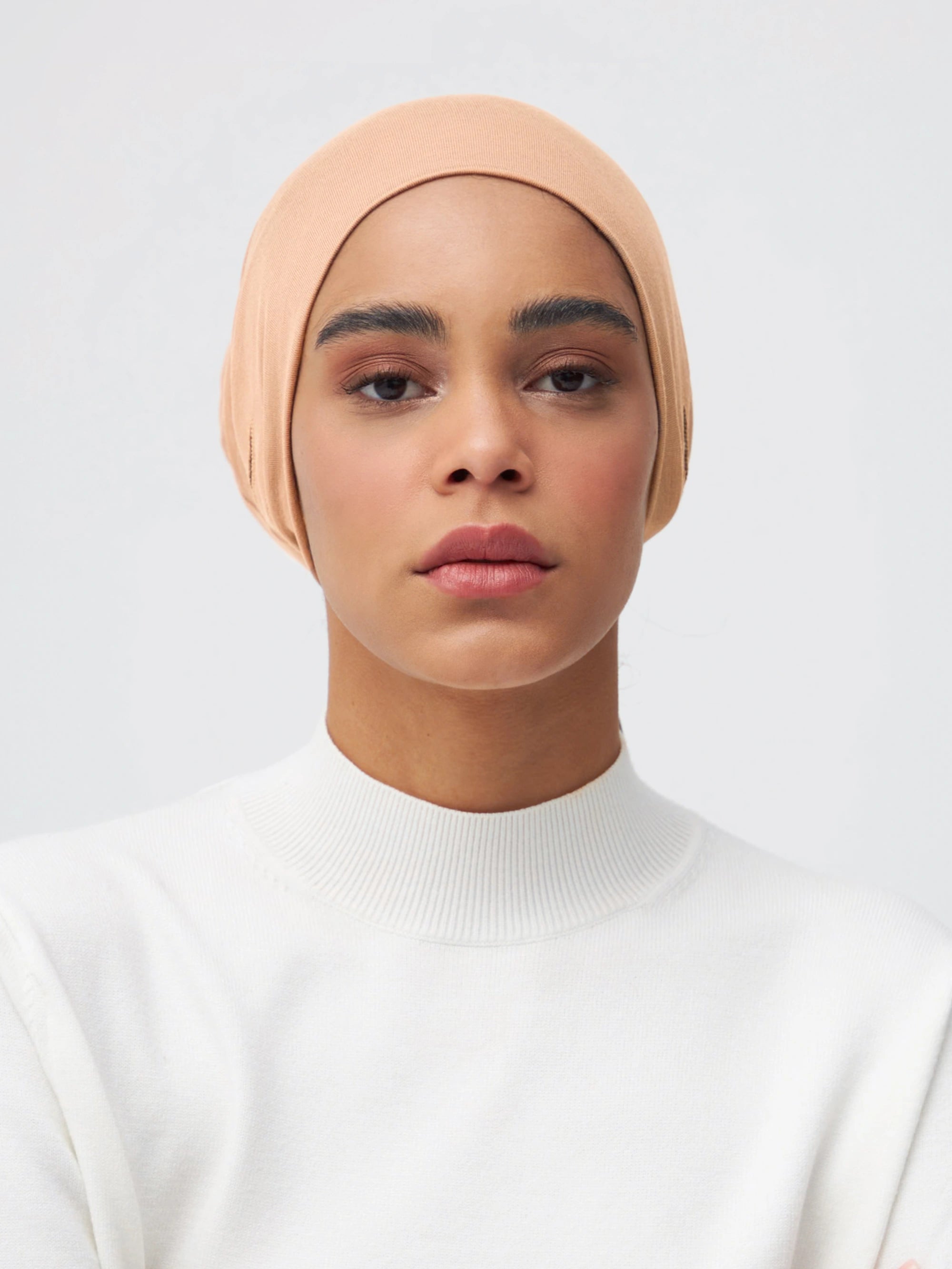 Kulak Yırtmaçlı Bone - Kumsal Beji